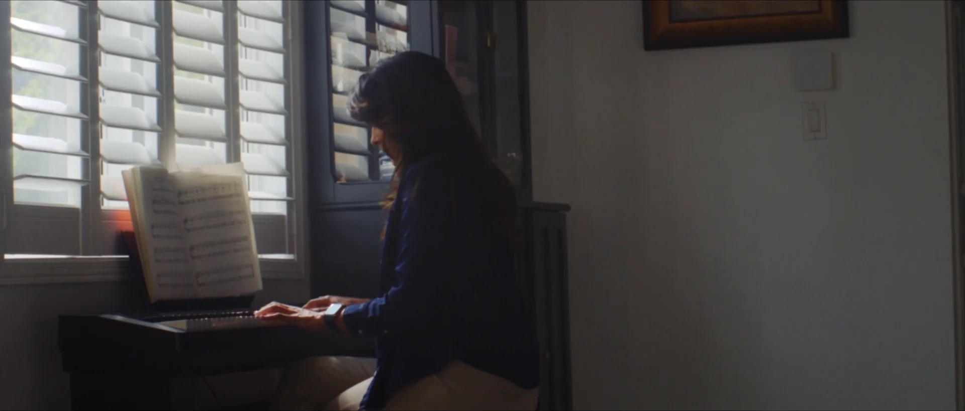 Khamoshi still 3